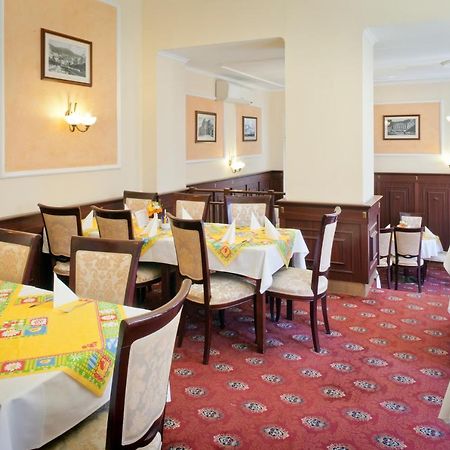 Spa Hotel Cajkovskij Карлови Вари Екстериор снимка