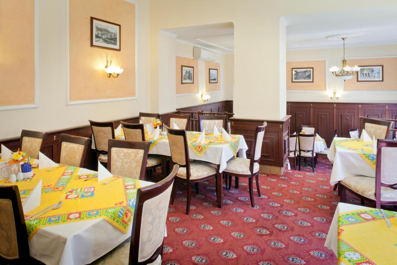 Spa Hotel Cajkovskij Карлови Вари Екстериор снимка