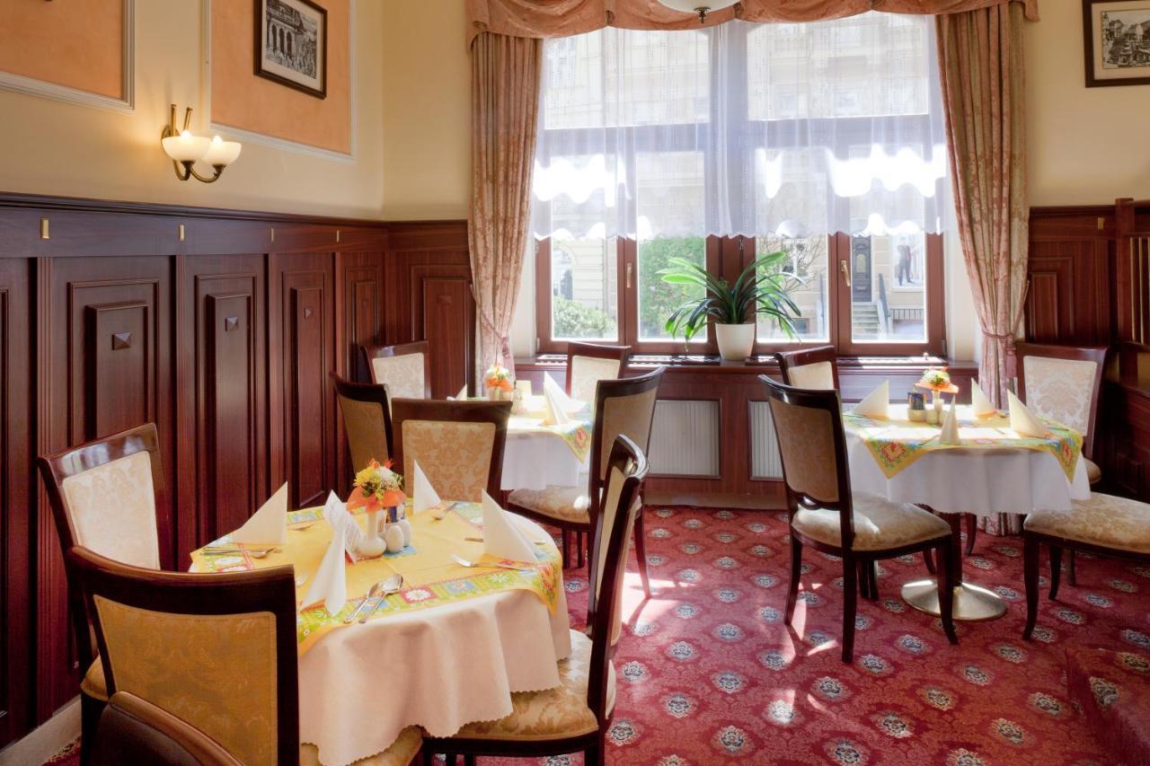 Spa Hotel Cajkovskij Карлови Вари Екстериор снимка