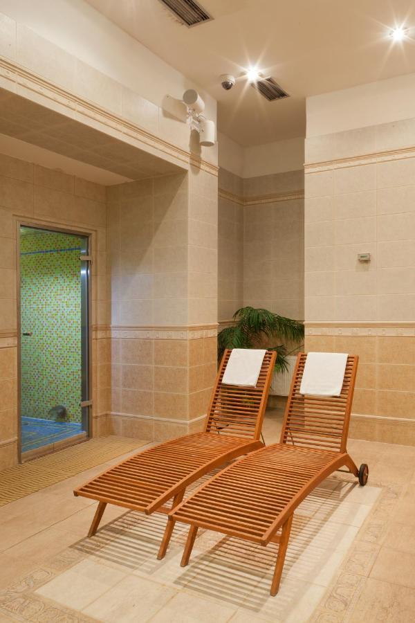 Spa Hotel Cajkovskij Карлови Вари Екстериор снимка